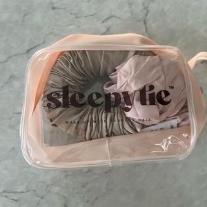 Sleepy Tie Hair Scrunchie Styler